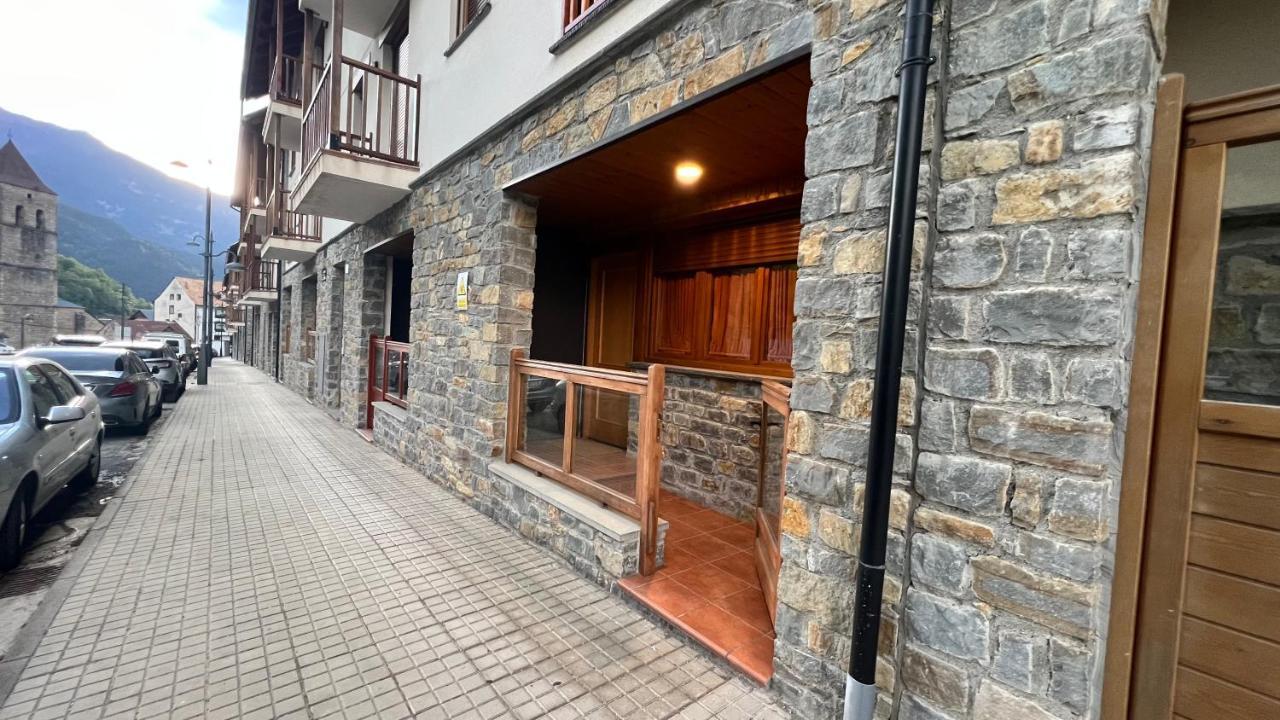 Apartamento Acogedor Pineta 비엘사 외부 사진